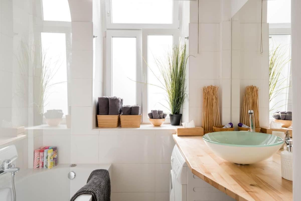 Luxurious And Spacious 5 Min Walk To City Center, 1-2 Vienne Extérieur photo
