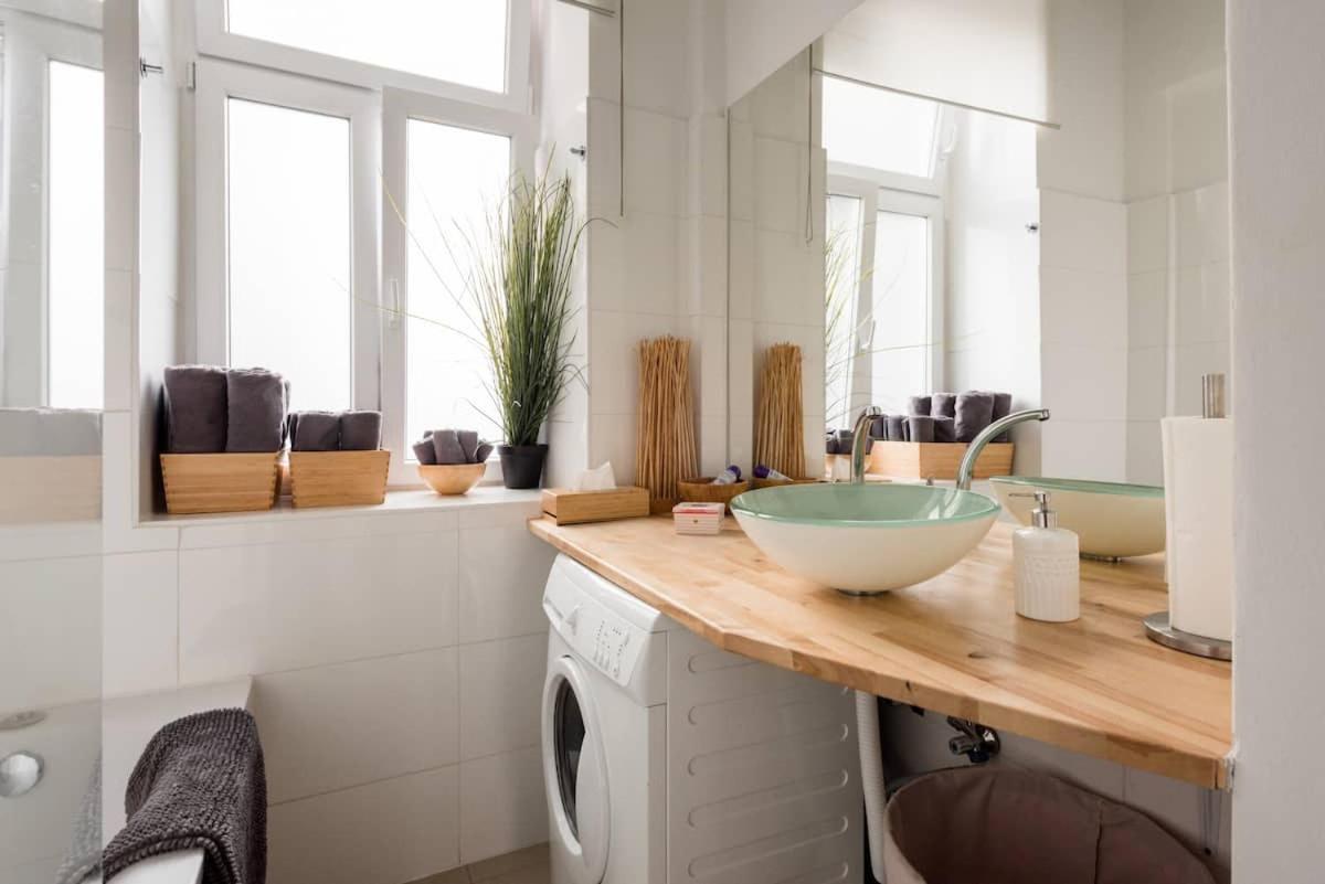 Luxurious And Spacious 5 Min Walk To City Center, 1-2 Vienne Extérieur photo